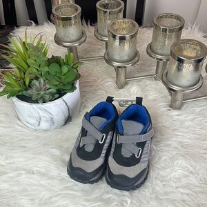 Gap Gray/Blue/Black Slip on Toddler Boys Sneakers Size 9